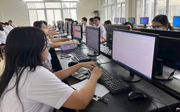 Trẻ học công nghệ, tiếp cận AI sớm có lợi gì?