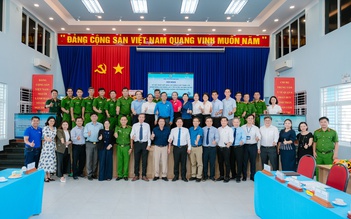 Long Châu hợp lực công - tư hỗ trợ người dân phòng bệnh, điều trị sớm từ cơ sở