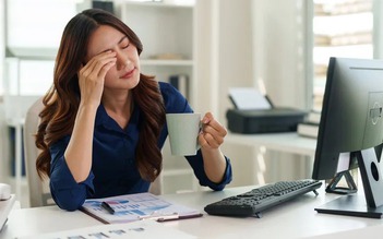 Cách bảo vệ mắt khi làm việc liên tục trước máy tính