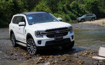 Ford Everest mới có thêm bản máy xăng tại Việt Nam, giá 1,629 tỉ đồng