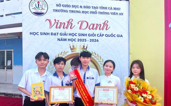 Cậu học trò vùng Đất Mũi đam mê môn lịch sử
