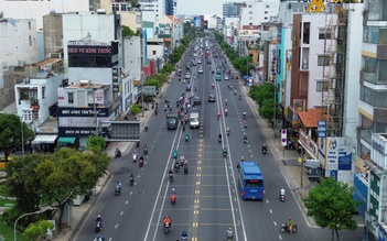Lần đầu tiên TP.HCM phân luồng đảo chiều đường Cộng Hòa, đi sao cho đúng?