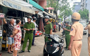 Thấu tình đạt lý khi xử lý lấn chiếm vỉa hè