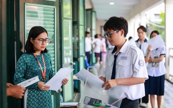 Thi tốt nghiệp THPT 2026 sáng nay: Môn tự chọn nào thí sinh đông nhất?