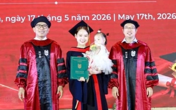 Lễ tốt nghiệp đặc biệt của nữ thạc sĩ: ngày nhận bằng có thêm người đồng hành
