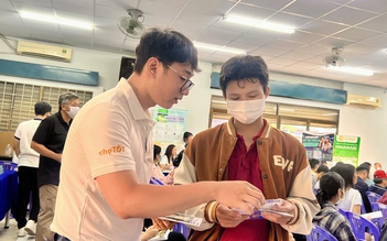 Tìm việc làm lương đến 30 triệu đồng/tháng ở TP.HCM: Cần lưu những địa chỉ này