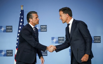 NATO nhất trí hiện đại hóa năng lực hạt nhân giữa áp lực từ Mỹ