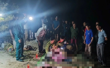 Lật thuyền trên sông Ngàn Phố, 4 người tử vong