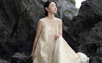 Váy maxi, đầm cổ yếm cho nàng điệu đà tỏa sáng