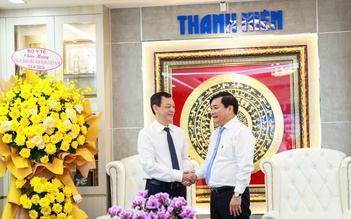 Lãnh đạo Bộ Y tế thăm, chúc mừng Báo Thanh Niên