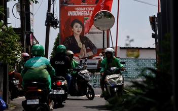 Grab, GoTo giảm mạnh phí cho tài xế xe máy công nghệ ở Indonesia
