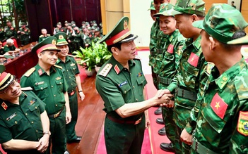 Đoàn cứu trợ động đất Venezuela được giao quyền 'tướng quân tại ngoại'
