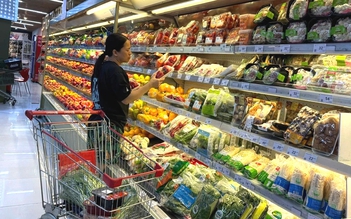 Lạm phát tăng hơn 4%, nhập siêu gần 14 tỉ USD