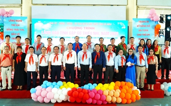 Có trường ở Cà Mau 60% trẻ chưa biết bơi