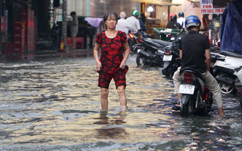 TP.HCM và Nam bộ còn mưa lớn kéo dài đến ngày mai