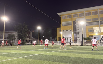Ảnh dự thi: Dòng điện thắp sáng cả tương lai