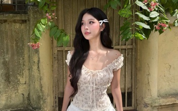 Trở thành tâm điểm xuống phố với xu hướng kẹp nơ xinh