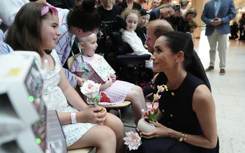 Meghan Markle đáp trả cáo buộc 'đạo đức giả' vì đăng ảnh con lên mạng xã hội