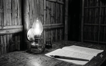 Vì sao 'ngày xưa đèn dầu hiếm người bị cận, ngày nay điện sáng lại cận nhiều'?
