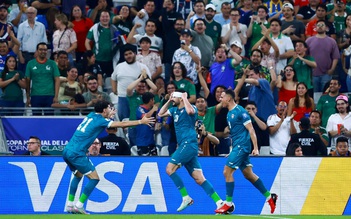 Người hùng World Cup của đội tuyển Iraq bị tạm giữ 7 tiếng ở sân bay Mỹ 