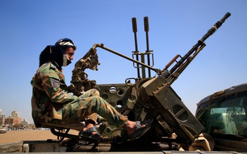 Houthi tấn công, cấm hoạt động hàng hải của Israel trên biển Đỏ