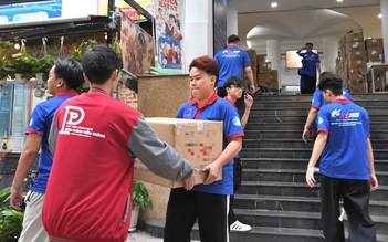 Tất bật từ sáng đến khuya, sẵn sàng tiếp sức thí sinh