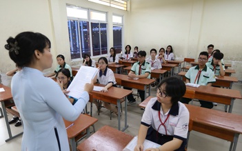 Điểm thi lớp 10 TP.HCM: Môn văn phân loại rõ rệt