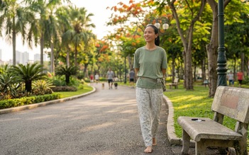 Đi bộ ngay sau khi ăn cơm xong có lợi hay hại cho sức khỏe?