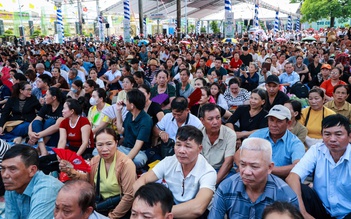 70.000 người đổ về Tắc Sậy: Điều khiến nhiều khách phương xa nhớ nhất