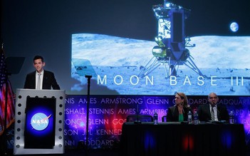 Nếu Mỹ vô địch World Cup, NASA sẽ đưa quả bóng lên mặt trăng