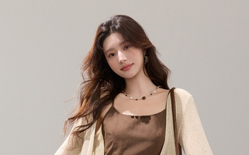 Áo cardigan trở lại mạnh mẽ với phong cách phóng khoáng, thời thượng