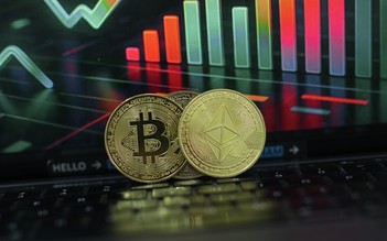 Giá Bitcoin hôm nay 10.7.2026: Hàng tỉ USD đang chảy khỏi các quỹ ETF Bitcoin