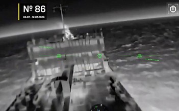 Chiến sự Ukraine ngày 1.599: Loạt tàu dầu Nga trúng đòn UAV