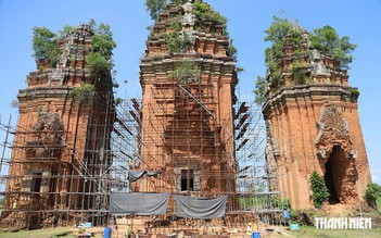 'Hồi sinh' tháp Chăm cao nhất Đông Nam Á