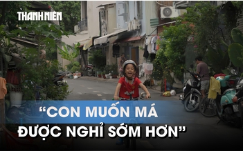 Cậu bé đạp xe bán trứng gây sốt vì lời rao độc lạ: Ấp ủ món quà dành cho mẹ
