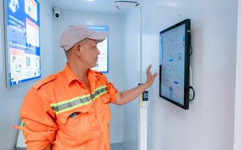 Phố đi bộ Nguyễn Huệ lần đầu tiên có Trạm Công dân số đa tiện ích, chăm sóc sức khỏe miễn phí