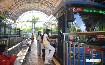 Nhiều người đến Bến xe buýt Sài Gòn, bất ngờ nhất là điều này
