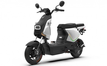 Giá 12 triệu đồng, xe máy điện mới của VinFast trang bị gì?