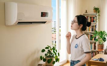 Ký hiệu 'CF' xuất hiện trên điều hòa cho biết điều gì?