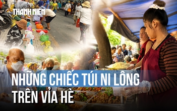 Kỳ lạ ‘văn hóa xếp hàng’ bằng túi ni lông trước cổng bệnh viện