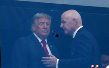 Tổng thống Trump được bảo vệ an ninh thế nào ở chung kết World Cup: Xem qua kính chống đạn