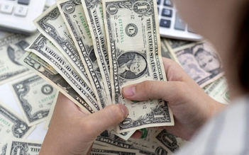 Mỹ chặn gần 100 triệu USD chuyển nhầm cho người chết