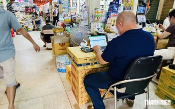 Có nên chỉ lập hóa đơn khi khách yêu cầu?