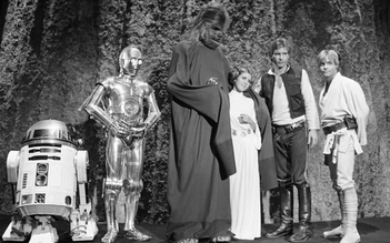 Đạo cụ phim 'Star Wars' bán giá kỷ lục