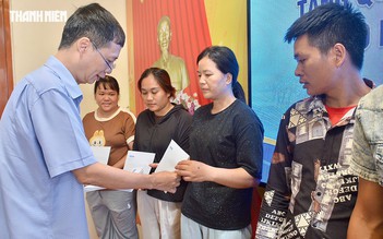 Báo Thanh Niên hỗ trợ người dân vùng rốn lũ Cao Bằng