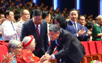 'Sự hy sinh của các thế hệ cha anh sẽ mãi mãi được khắc ghi'