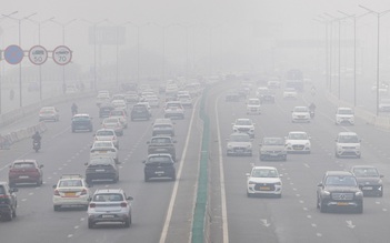 Ấn Độ sắp khai tử nhiều loại xe xăng tại Delhi 