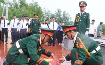 Đà Nẵng: Truy điệu, an táng 4 hài cốt liệt sĩ tìm thấy tại hang Đá Sập