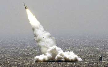 Tàu ngầm hạt nhân Trung Quốc phóng thử tên lửa chiến lược, các nước lên tiếng