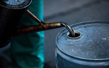 Giá xăng dầu hôm nay 7.7.2026: Nguồn cung dồi dào, giá dầu về mức trước xung đột